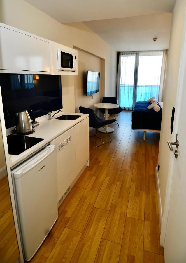Batumi Apartments A&E Екстериор снимка